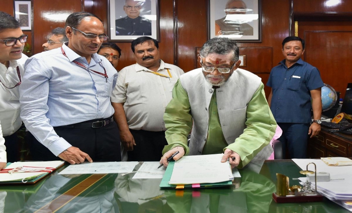 TIS Media, tis media, Union Labor Minister Santosh Gangwar, Union Ministry of Labor and Employment, ESIC Medical College Alwar, ESIC Hospitals and Dispensaries, Santosh Gangwar, ESIC News, Alwar News, Latest News Alwar, Hindi News Alwar, 