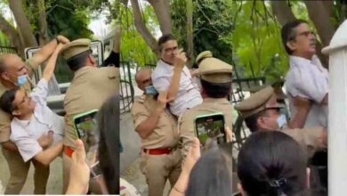 IPS Amitabh Thakur arrested by Lucknow Police