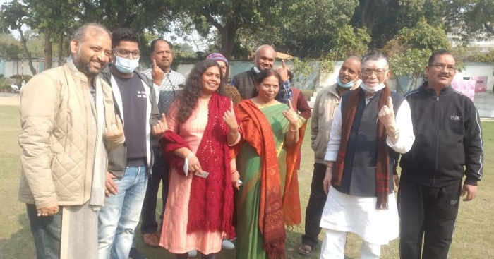 UP Election Phase 2 Live Update, Election Commission, UP Election Commission, ECI, UP Assembly Elections 2022, Live Updates of the second phase of UP assembly elections, UP Election 2022, UP Voting Live Update, Voting Time Percentage News, Uttar Pradesh Assembly Election 2022, TIS Media